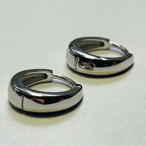 Sweet Eva 925 sterling silver hoops